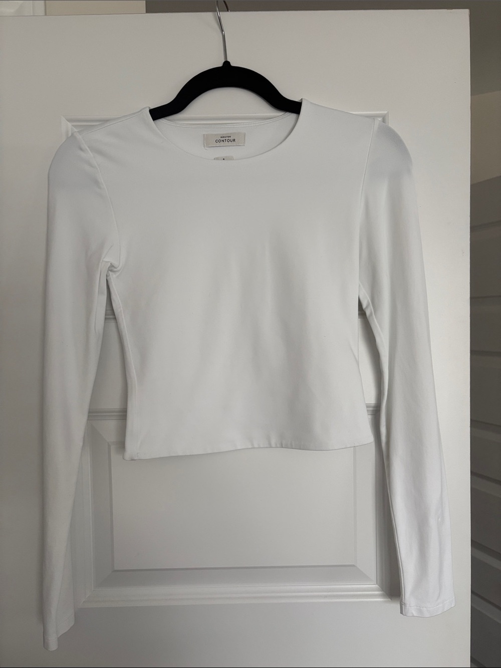 Babaton White Long-Sleeve Cropped Crew Top